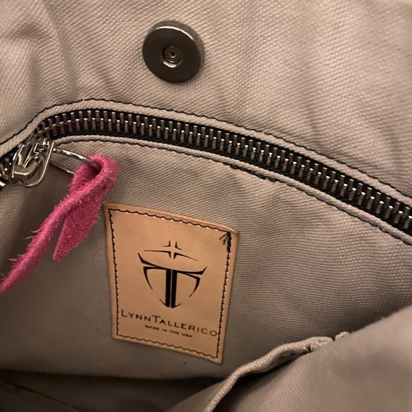 Lynn Tallerico 'Evan Small Cross Body Shoulder Bag'  Black bullhide leather - Picture 4 of 4